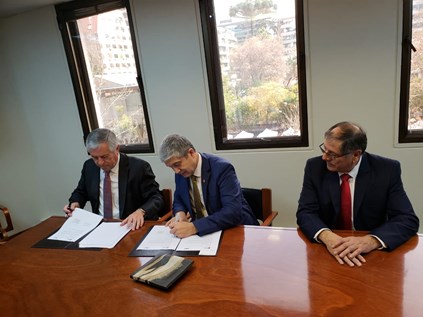 PKF Chile firma convenio con la Universidad de Concepción.